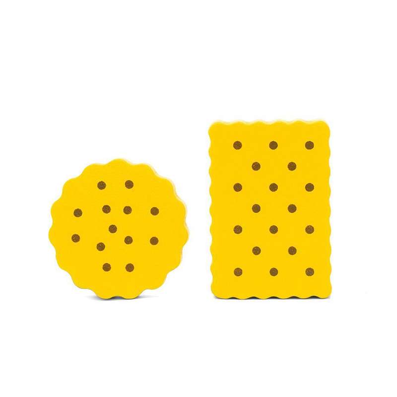 MaMaMeMo play food in wood - 2 pieces of salt crackers