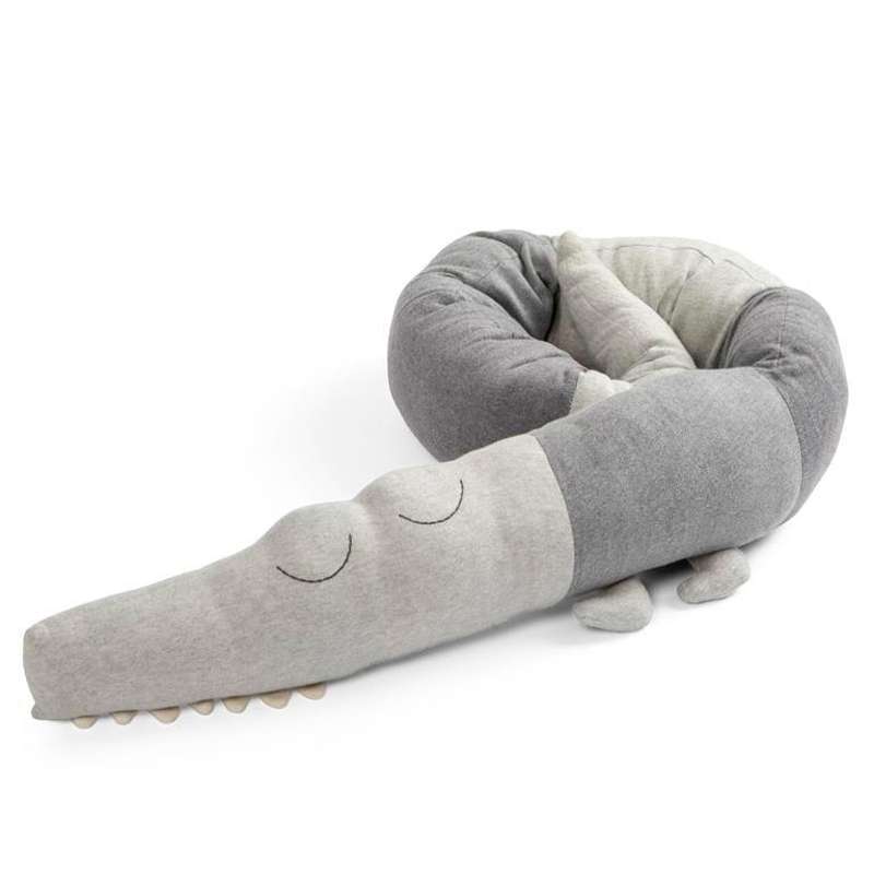 Sebra Knitted cushion/bed bumper - Sleepy Croc - Elephant Grey
